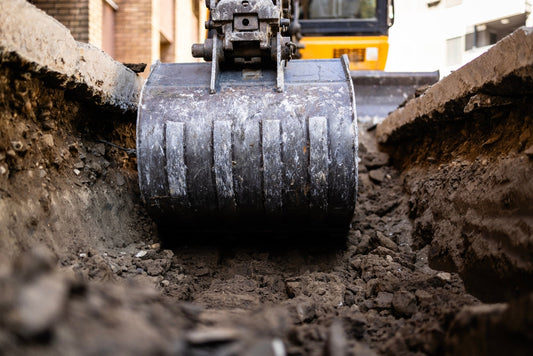 Choosing the Right Digging Bucket: Get In. Get It Done.