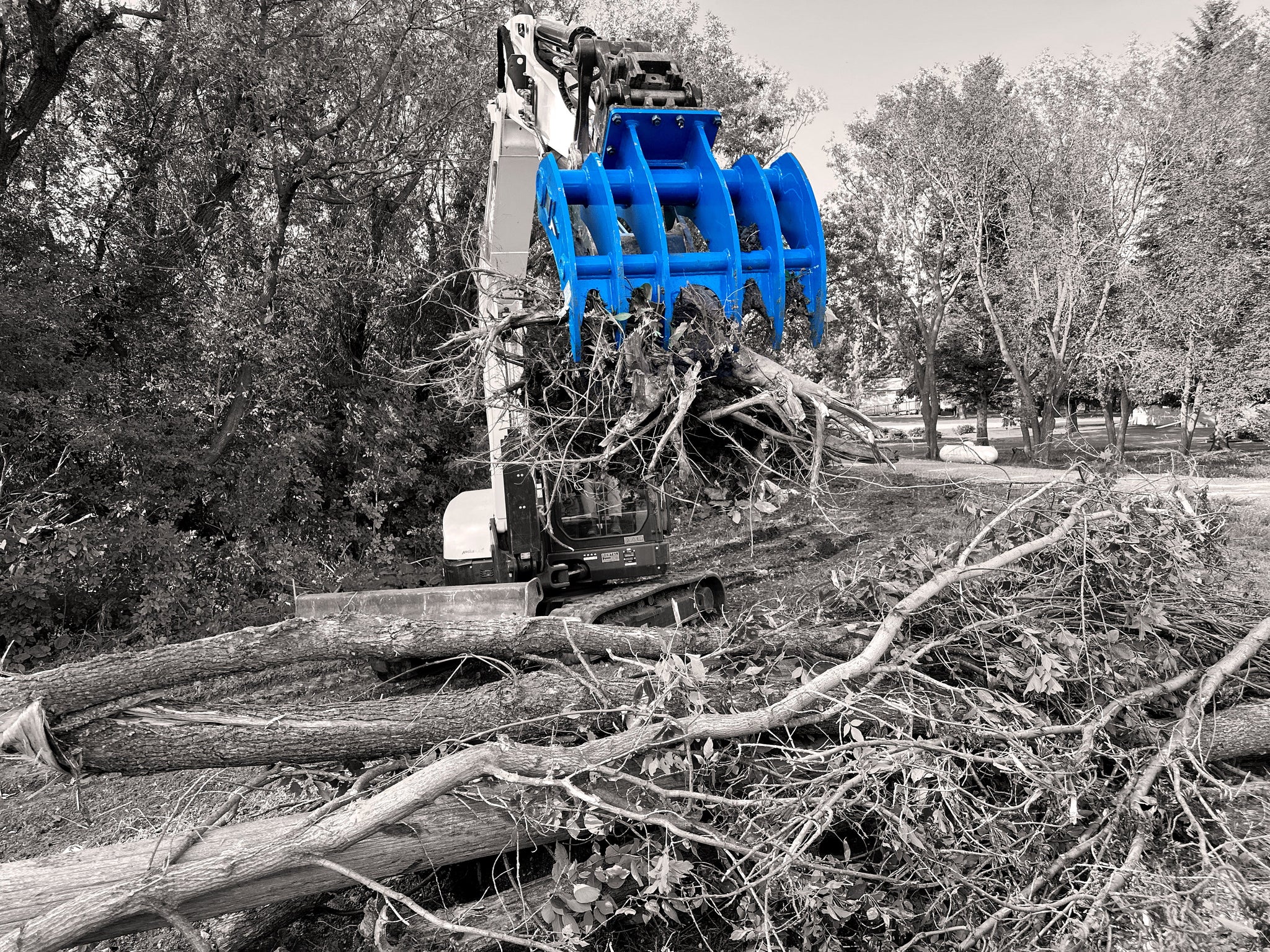 Save Time & Optimize Jobsite Efficiency With These 4 Taurox Attachments